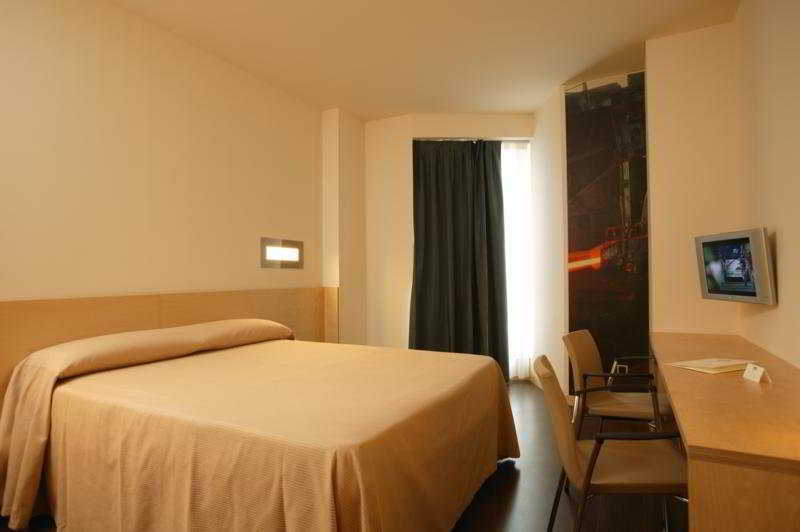 Gobeo Park Hotel Vitoria-Gasteiz Room photo